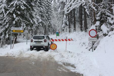 ZAPORA CESTE NA SLIVNICO 07 FOTO LJUBO VUKELIČ